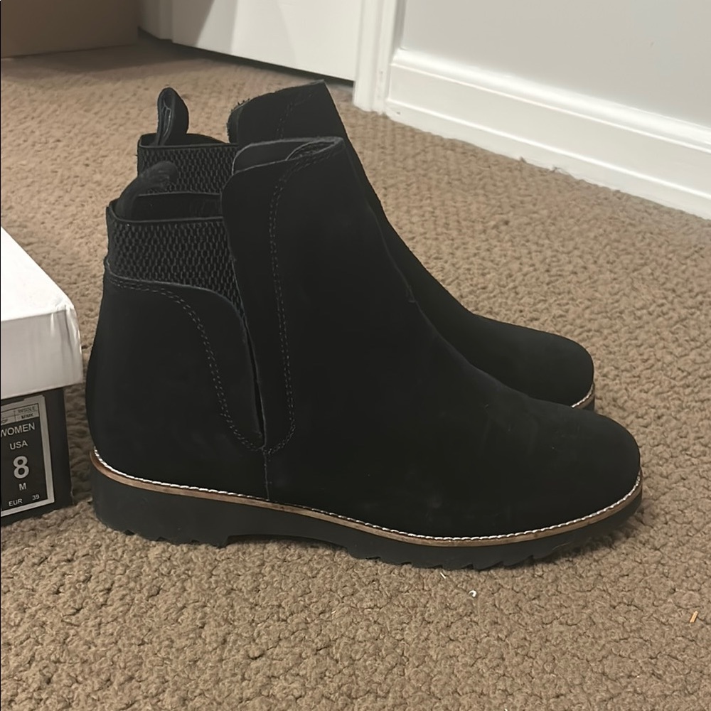 Blondo Women’s Black Waterproof Suede Booties